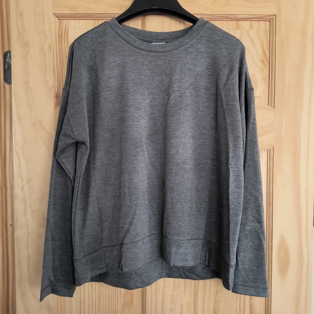 Avia Long sleeve soft tee NWT